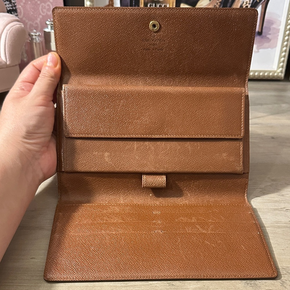 Louis Vuitton Monogram Sarah Wallet with Dust Bag - Picture 6 of 11